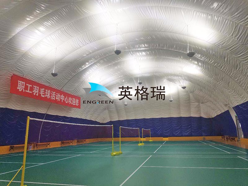 在黄瓜视频网站羽毛球馆里打球体验感如何