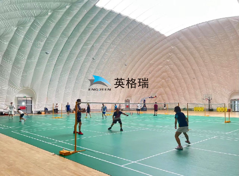 相比传统球馆黄瓜视频网站羽毛球馆性价比更高